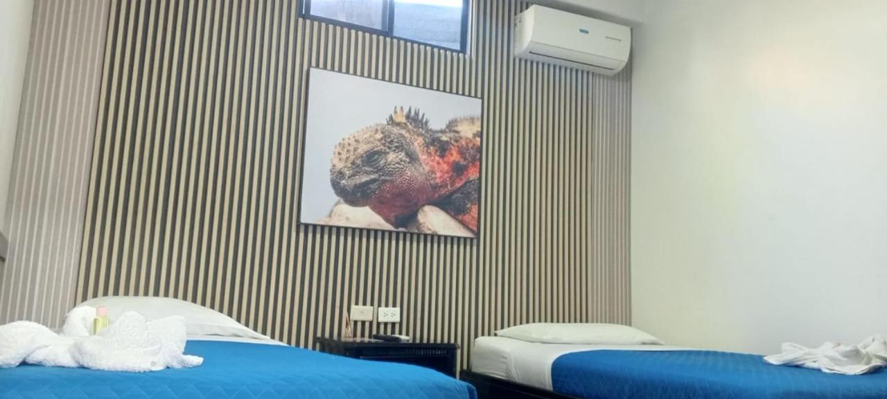 Hotel Flightless Cormorant Puerto Ayora  Esterno foto